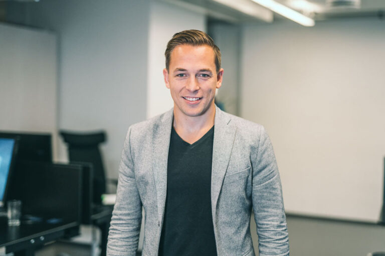 Thomas Sandsør, Dynamics 365 CRM expert and trainer